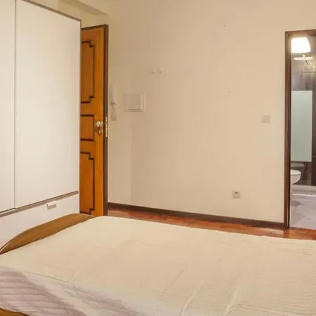 Residencia Laranjeira Ostello