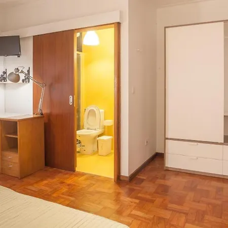 Hostel Residencia Laranjeira